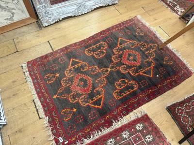 SMALL PATTERN RUG
