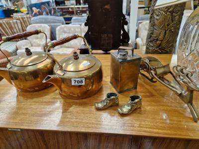 LOT OF BRASS