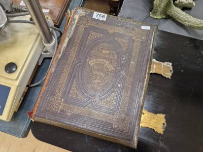 FAMILY BIBLE