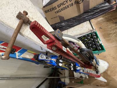 LOT OF SASH CLAMPS
