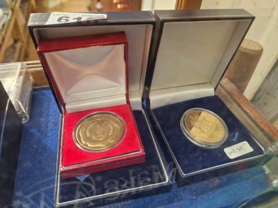 3 X COLLECTORS COINS