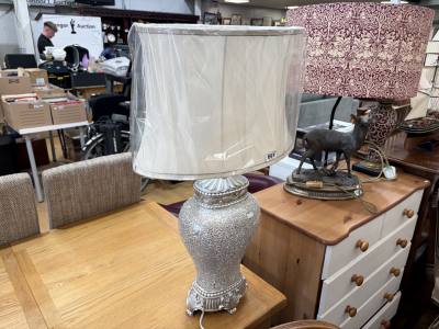 TABLE LAMP 