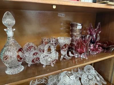 TABLE LOT OF RUBY RED BURN DESIGN CRYSTAL ETC