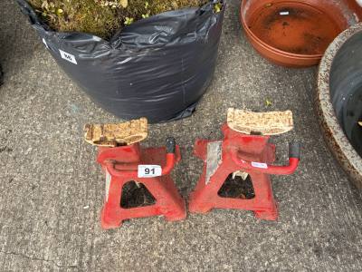 PAIR OF AXLE STANDS