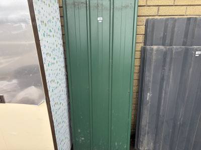 LOT OF METAL SHEETS
