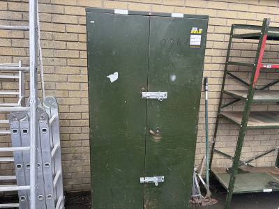 METAL TOOL LOCKER