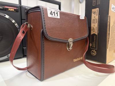 PAIR OF CASED BINOCULARS