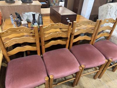 PINE TABLE + 4 X CHAIRS