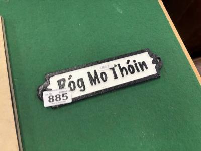 IRISH SLOGAN SIGN
