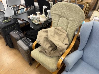 ROCKING CHAIR