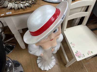 LARGE BETTY BOOP FIGURE
