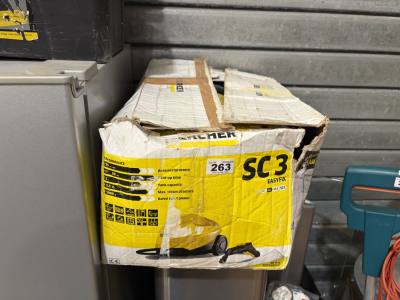 KARCHER POWER WASHER