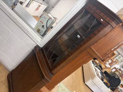 MAHOGANY CORNER UNIT