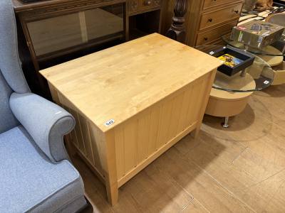 BEECH EFFECT BLANKET BOX