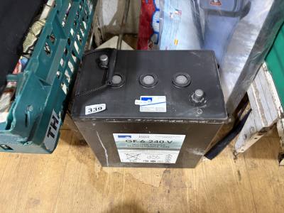 240V (CAMPER) BATTERY