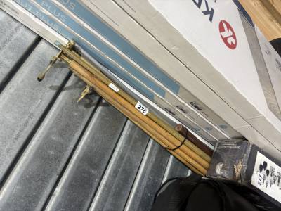 LOT OF SNOOKER CUES