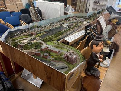 AWARD WINNING TRAIN TRACK MODULE + TRAINS