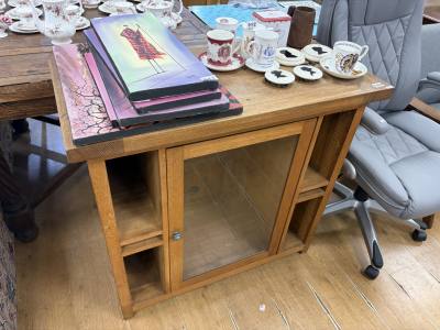 OAK CABINET