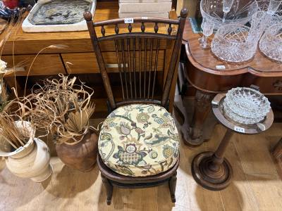 OAK ROCKING CHAIR