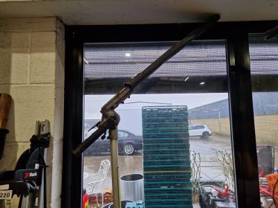 LONG REACH HEDGE CUTTER PETROL (SAS) 