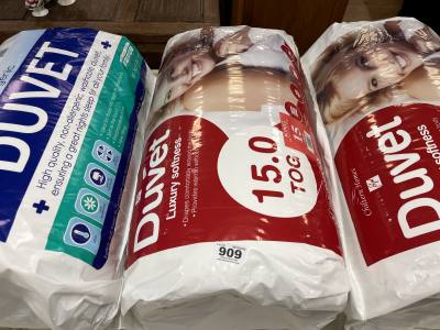NEW KING SIZE DUVET