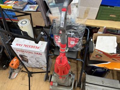 DYSON VACUUM