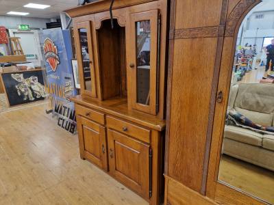 OAK DRESSER