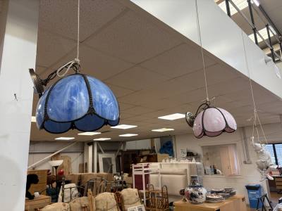 2 X TIFFANY LIGHT SHADES