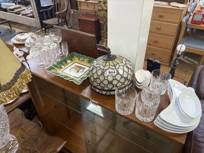 TABLE LOT
