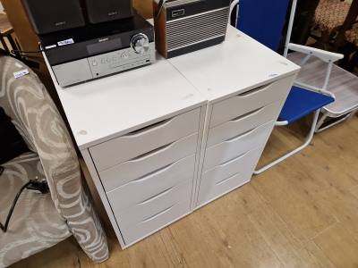 2 FILE DRAWERS