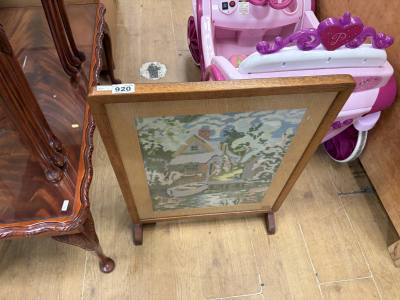 TAPESTRY FIRE SCREEN