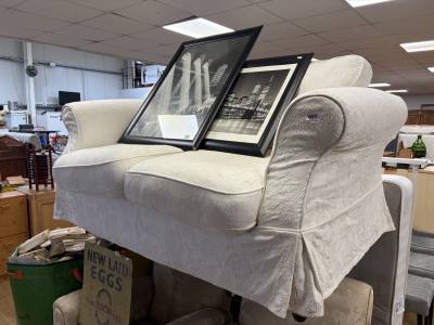LOOSE COVERED COUCH