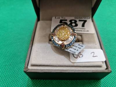 NEW 9CT DIAMOND CLUSTER