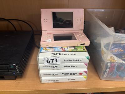 NINTENDO DS LIGHT + GAMES + CHARGER