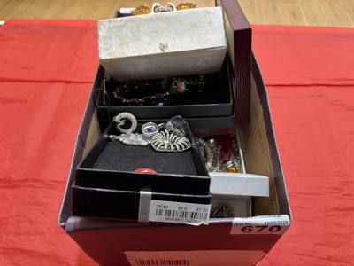 LOT OF COSTUME JEWELLERY