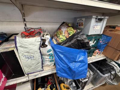 SHELF LOT OF CDS