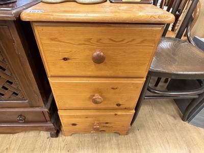 PINE DRAWER CHEST + BEDSIDE