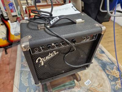 FENDER AMP
