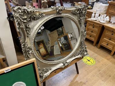 ORNATE GILT FRAMED MIRROR