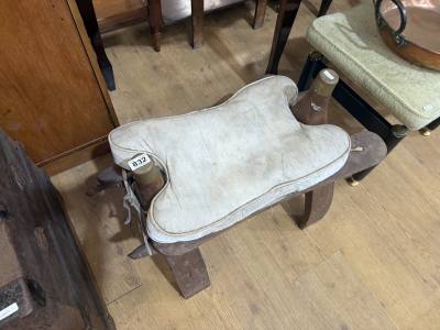 CAMEL STOOL