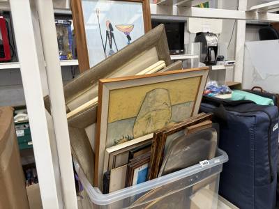 BOX OF PICTURES