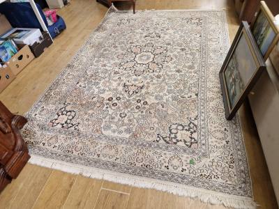 PATTERN RUG