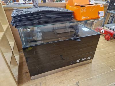 JEWELLERY DISPLAY CABINET (KEYS IN OFFICE)