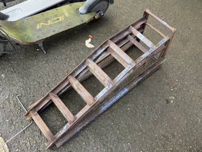 PAIR OF CAR RAMPS