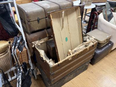 LOT OF STORAGE TRUNKS