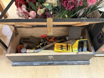 TOOL CHEST + CONTENTS