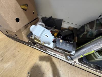 2 X BOX LOTS