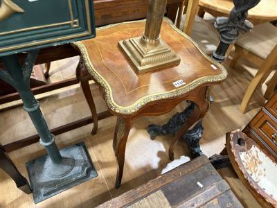 CAB LEG GILT EDGE PLANT TABLE