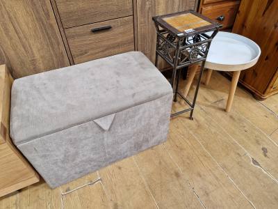 LAMP TABLE + SIDE TABLE + OTTOMAN