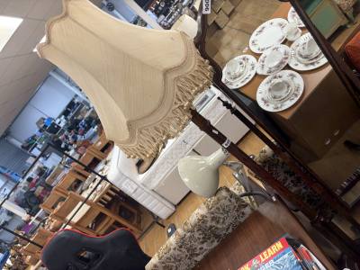 OAK FLOOR LAMP